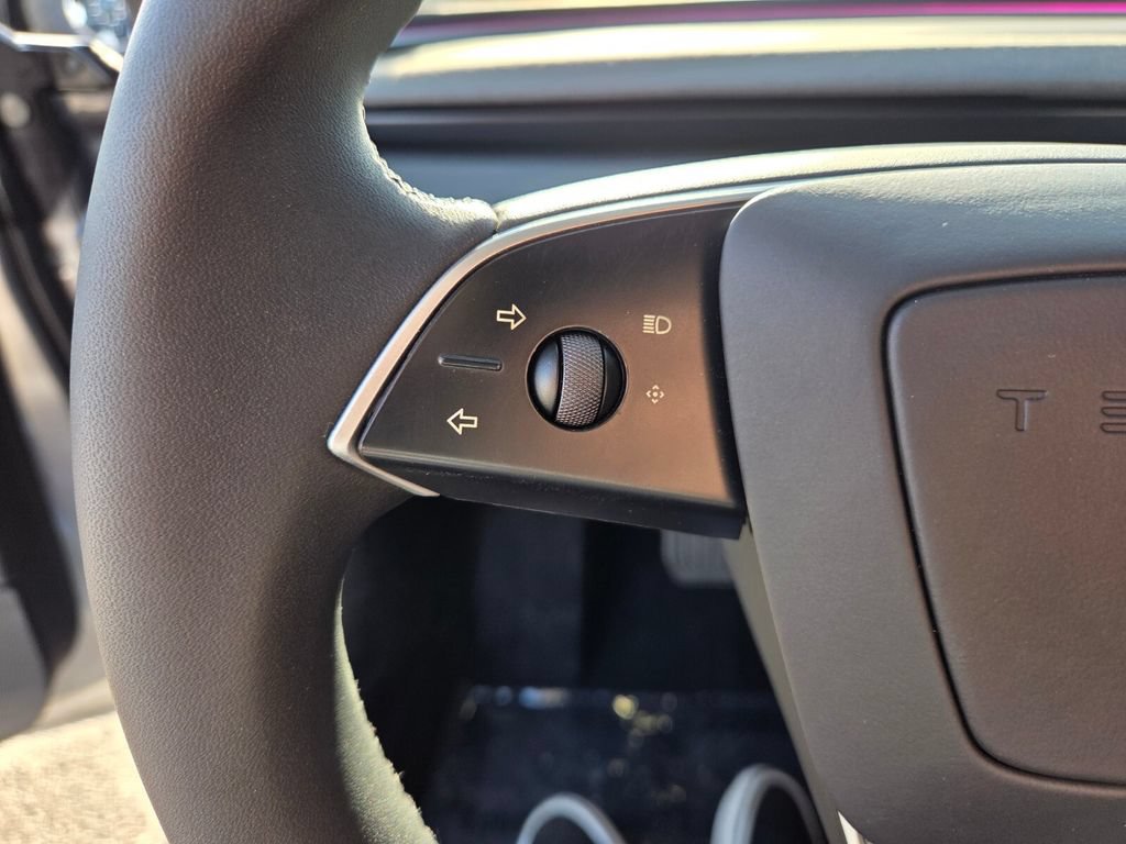 Used 2025 Tesla Model 3 Long Range RWD image 28