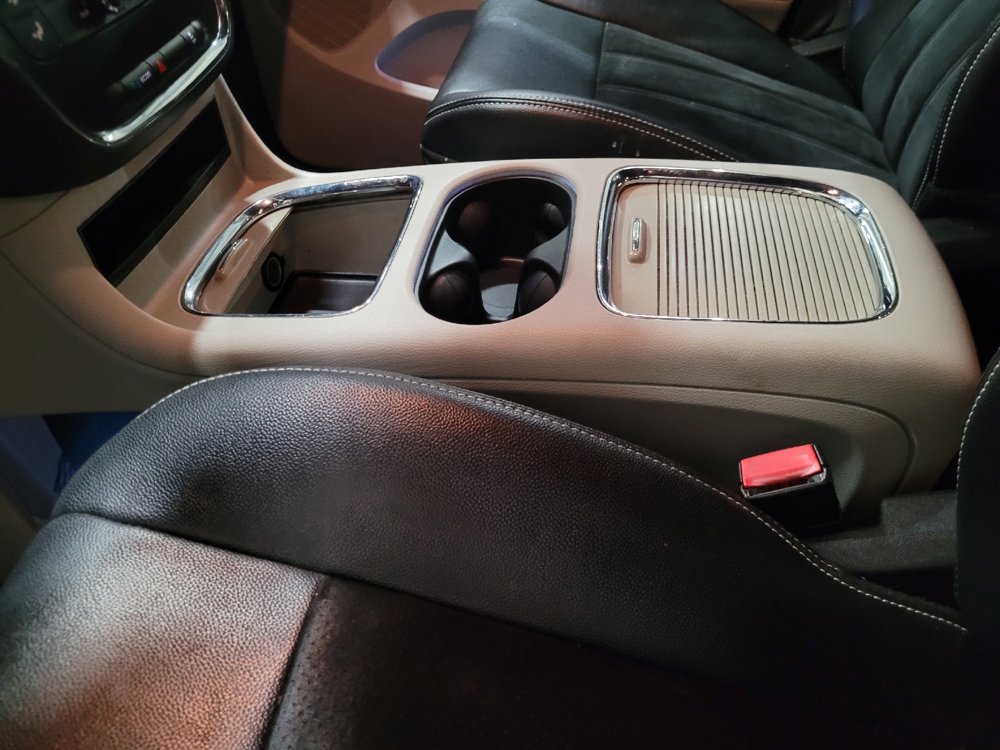 Used 2017 Dodge Grand Caravan SXT image 26