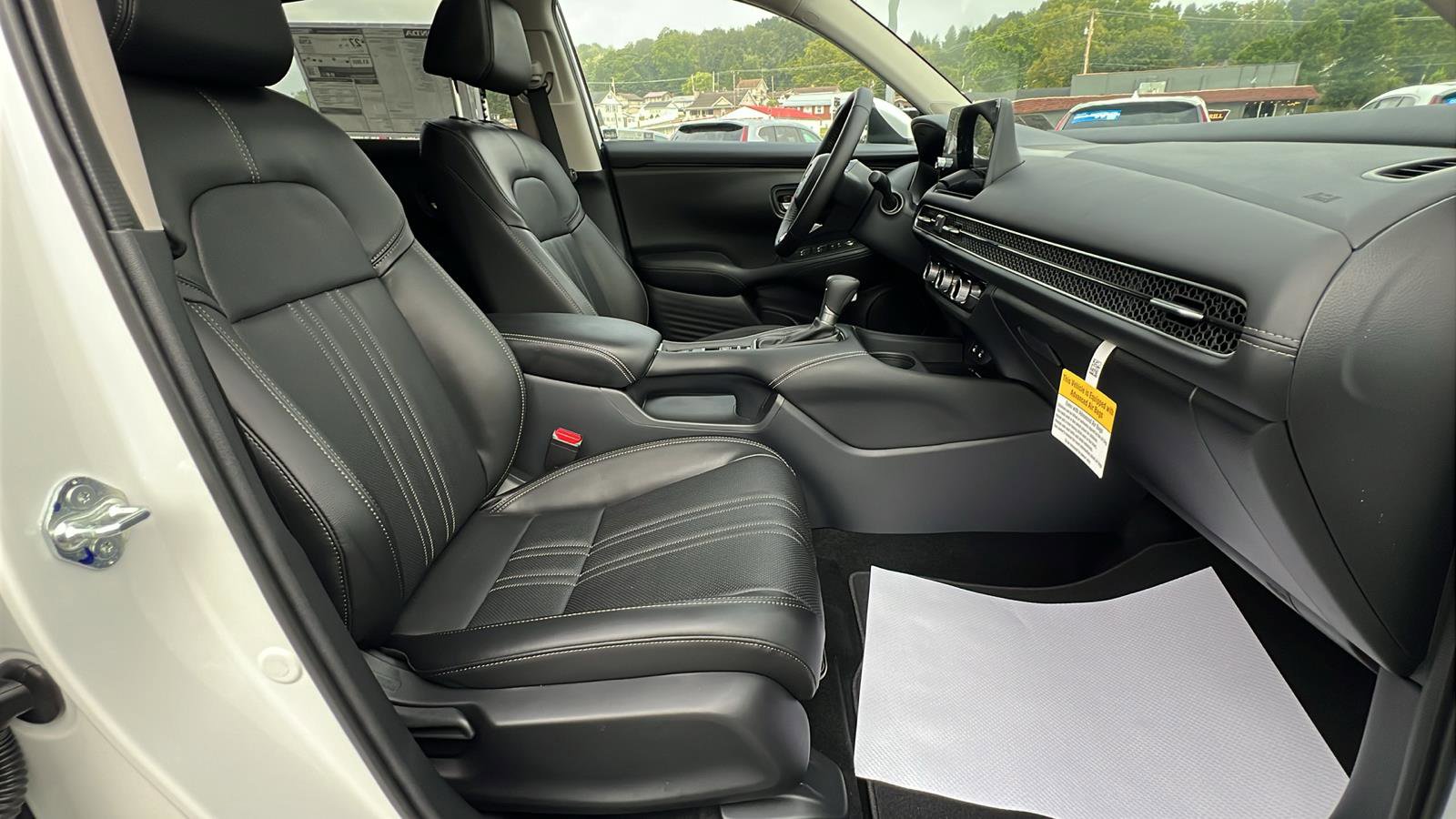 New 2026 Honda HR-V EX-L image 13