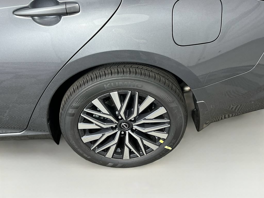 New 2026 Nissan Altima 2.5 SV AWD/4WD image 22