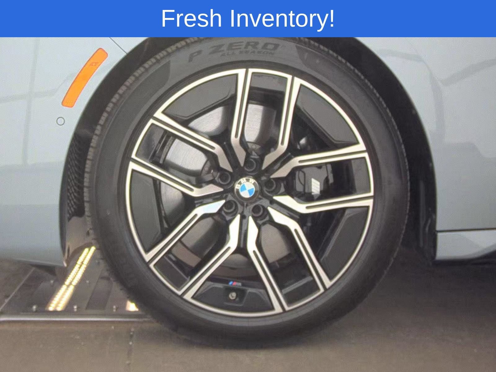 Used 2026 BMW 740i xDrive w/ Premium Package AWD/4WD image 9
