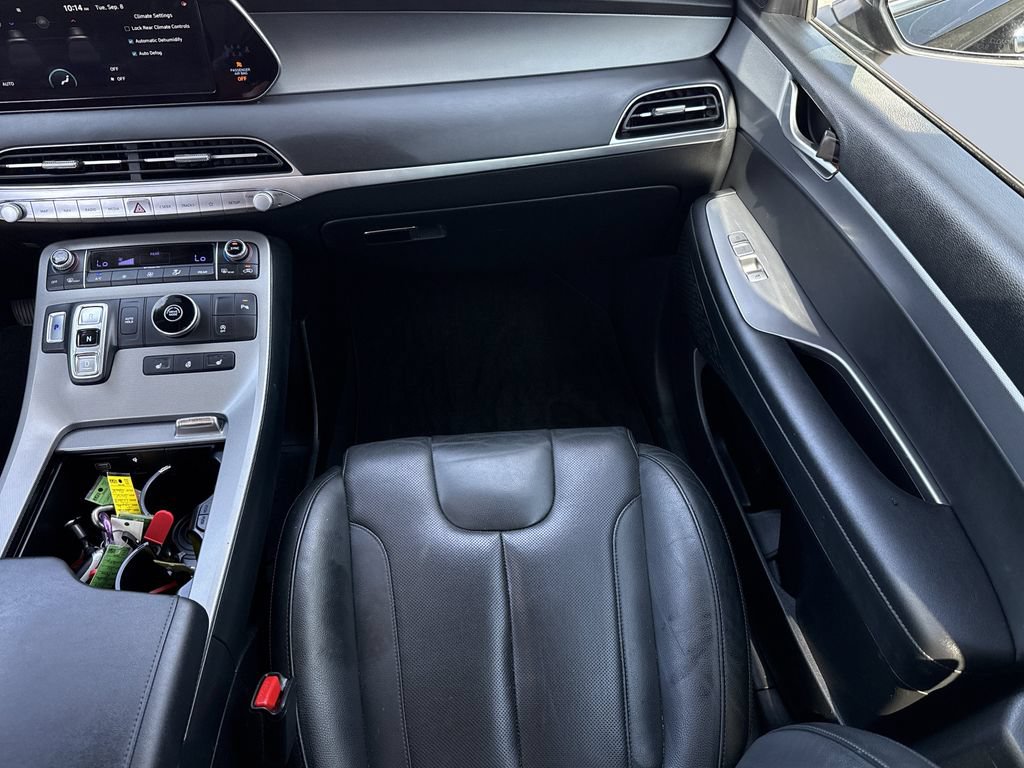 Certified 2022 Hyundai Palisade SEL w/ 8P Bench Seat Package FWD image 16