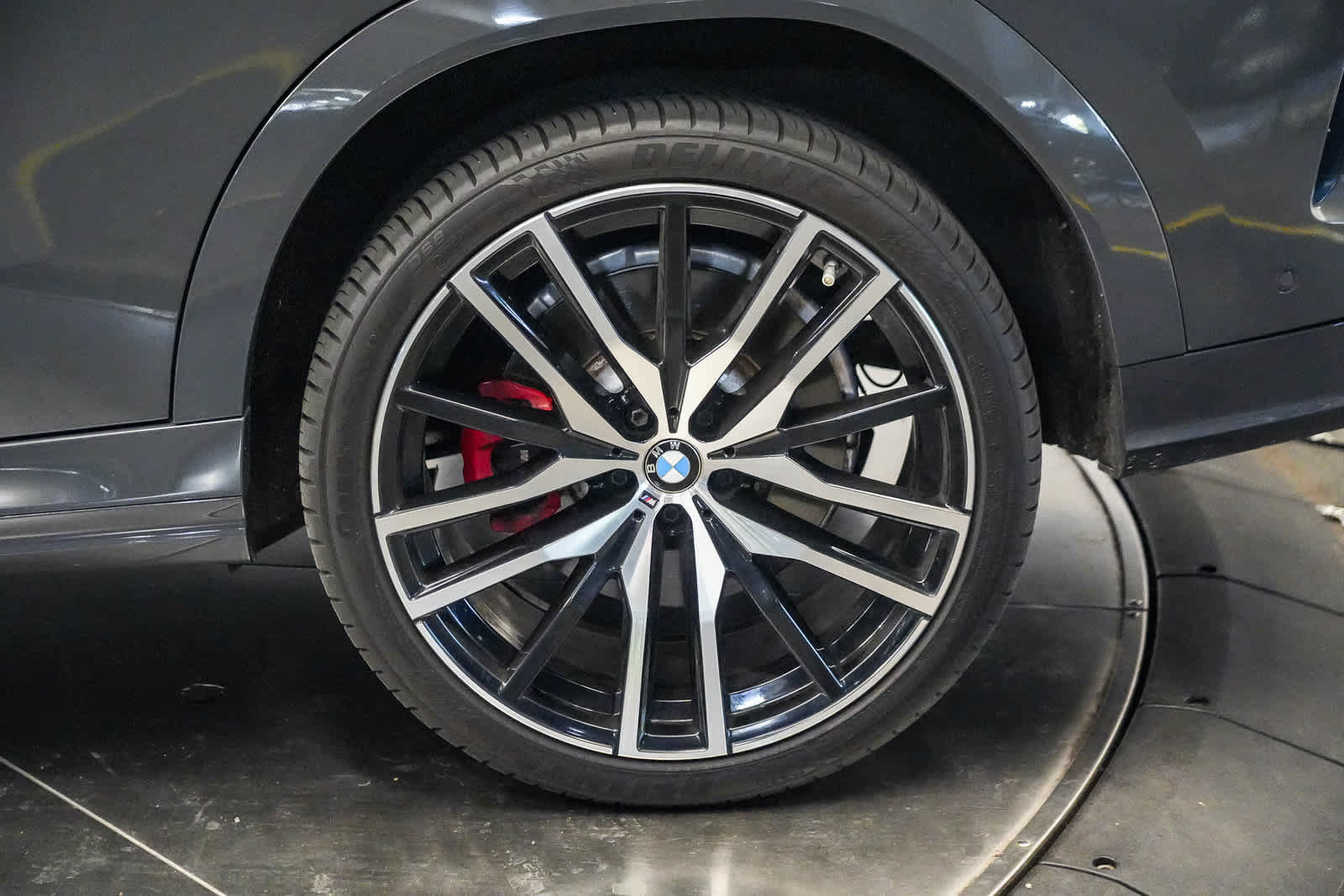 Used 2021 BMW X6 M50i w/ Executive Package AWD/4WD image 10