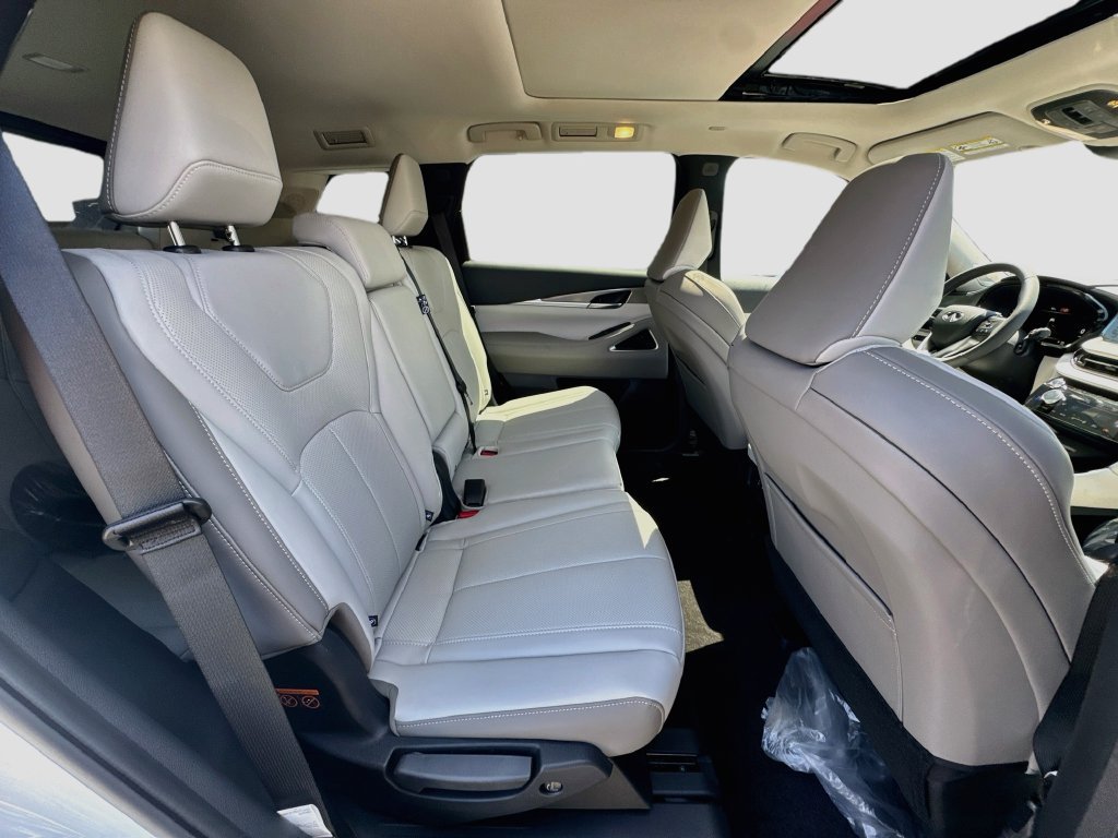 New 2027 INFINITI QX60 Luxe w/ Cargo Package FWD image 30