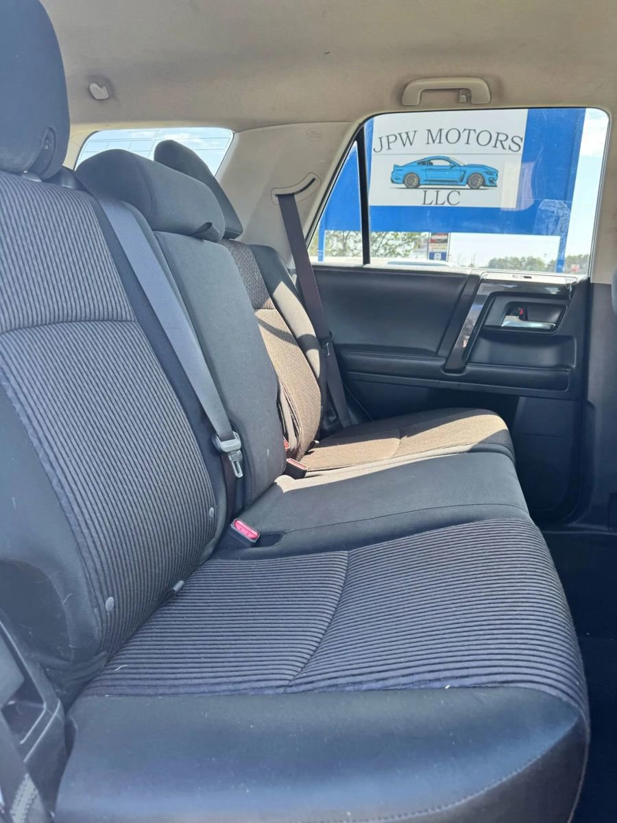 Used 2015 Toyota 4Runner Trail image 17