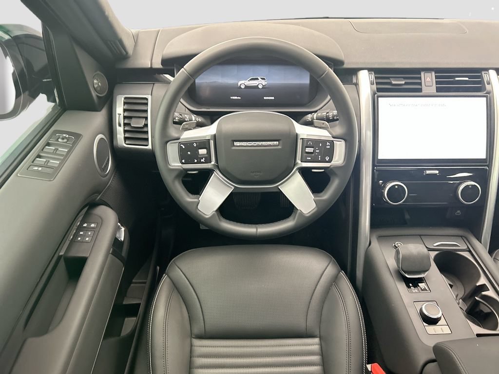 Certified 2025 Land Rover Discovery S AWD/4WD image 10