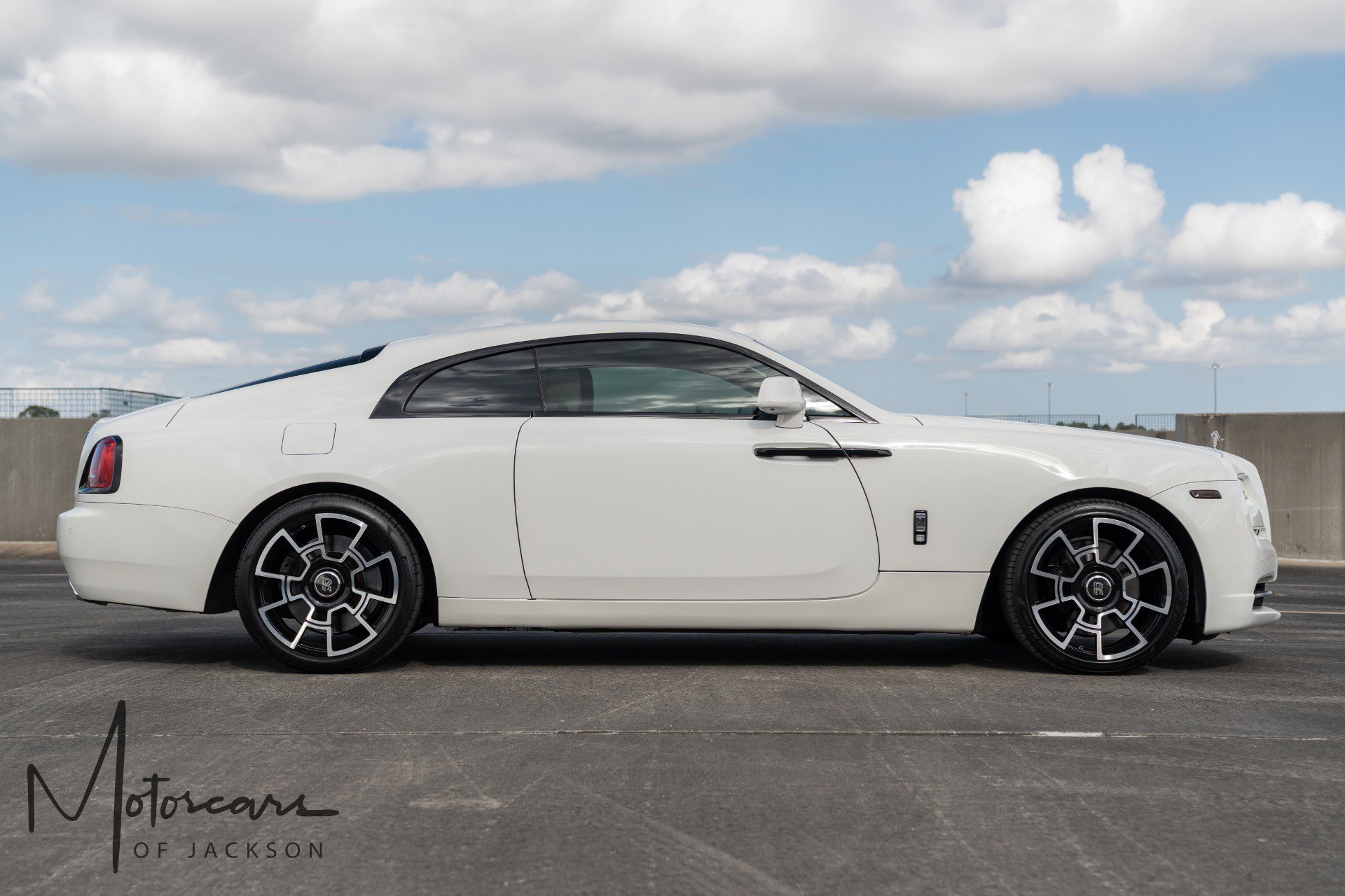 Used 2017 Rolls-Royce Wraith RWD image 9