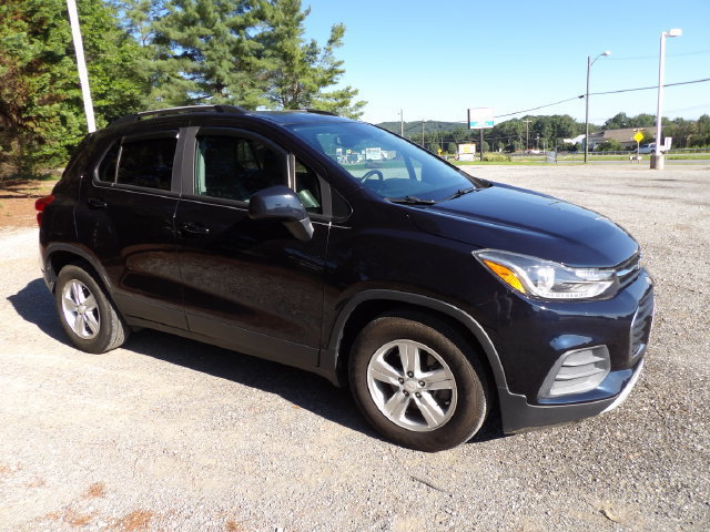 Used 2021 Chevrolet Trax LT w/ Driver Confidence Package FWD image 7