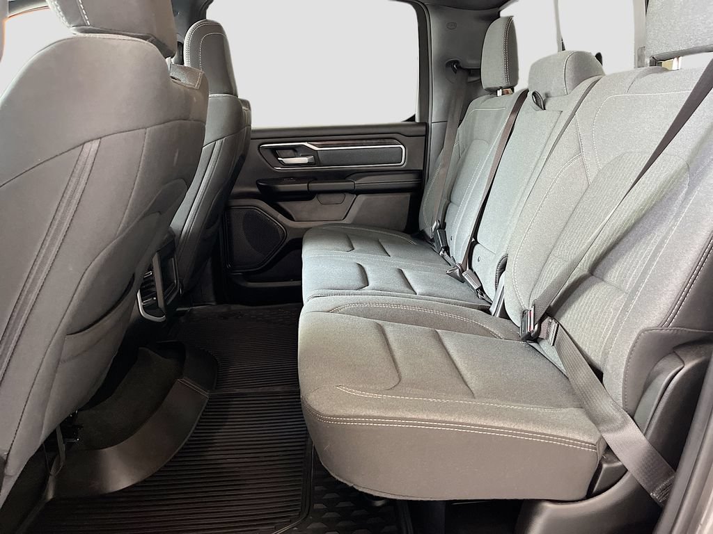Used 2022 RAM 1500 Big Horn AWD/4WD image 24