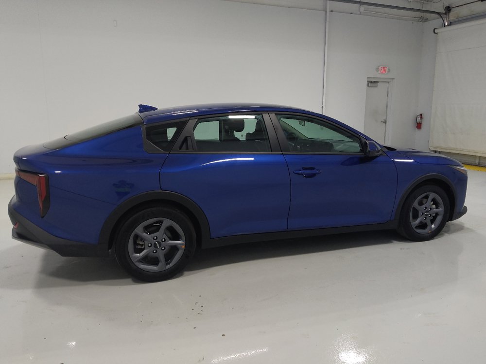 Used 2025 Kia K4 FWD image 10