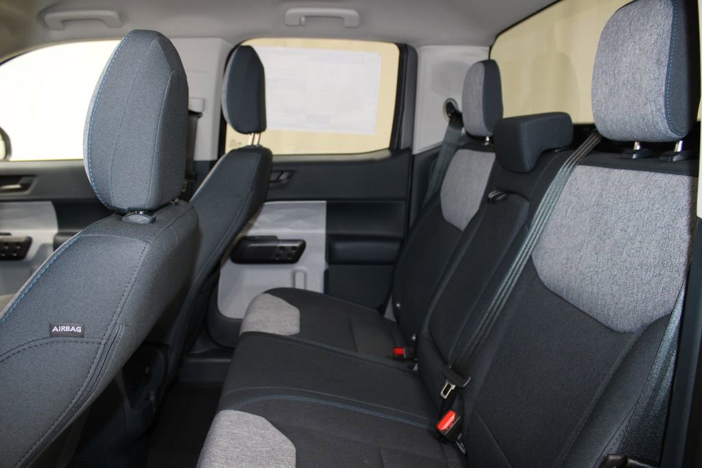 New 2025 Ford Maverick XLT image 17