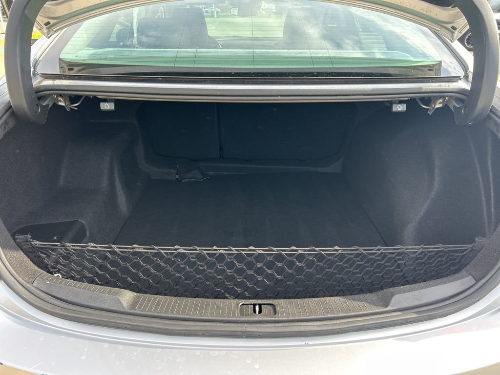 Used 2017 Buick LaCrosse Premium w/ Driver Confidence Package #2 FWD image 18