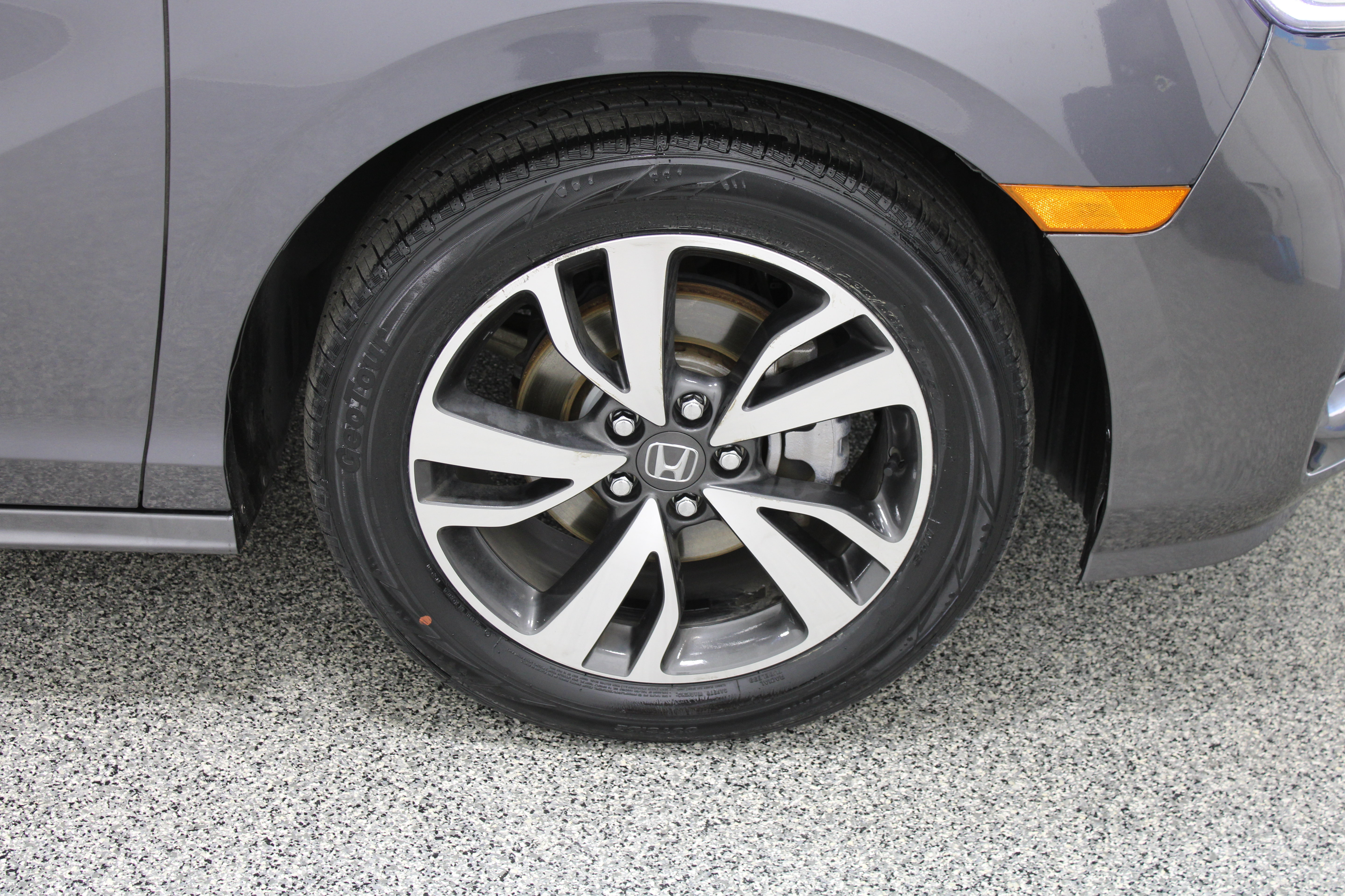 Used 2024 Honda Odyssey Touring image 5