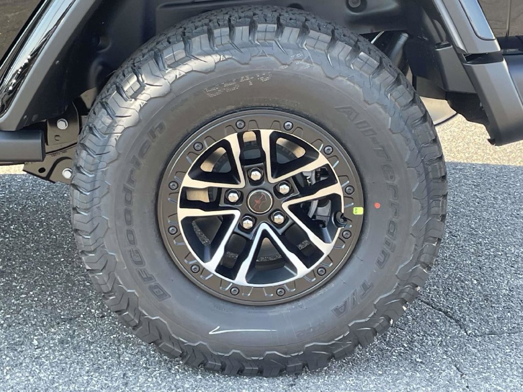 New 2027 Jeep Wrangler Unlimited Rubicon AWD/4WD image 12