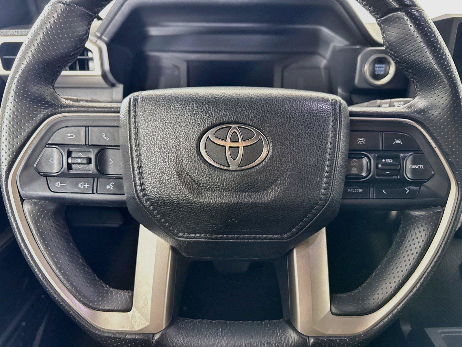 Certified 2025 Toyota 4Runner SR5 AWD/4WD image 16