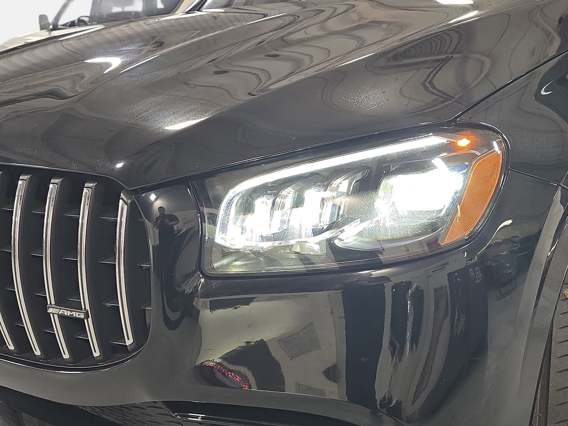Used 2024 Mercedes-Benz GLS 63 AMG 4MATIC image 30