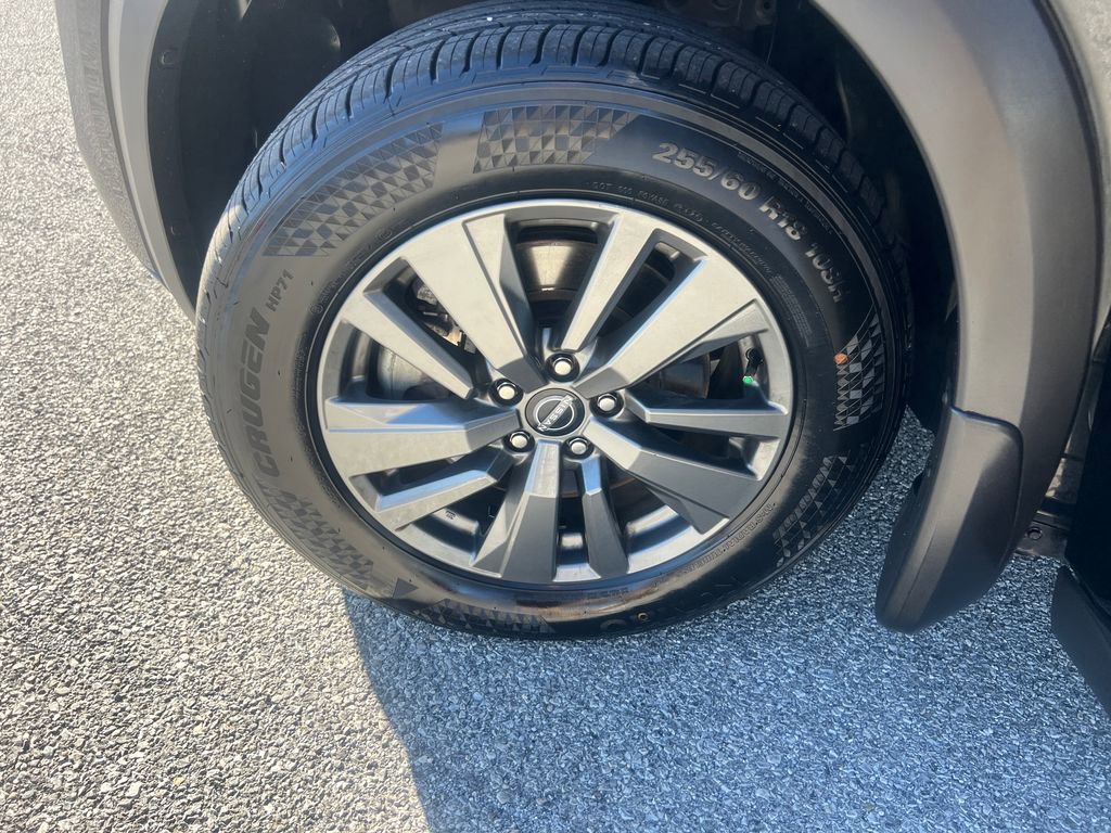 Used 2022 Nissan Pathfinder SV image 26