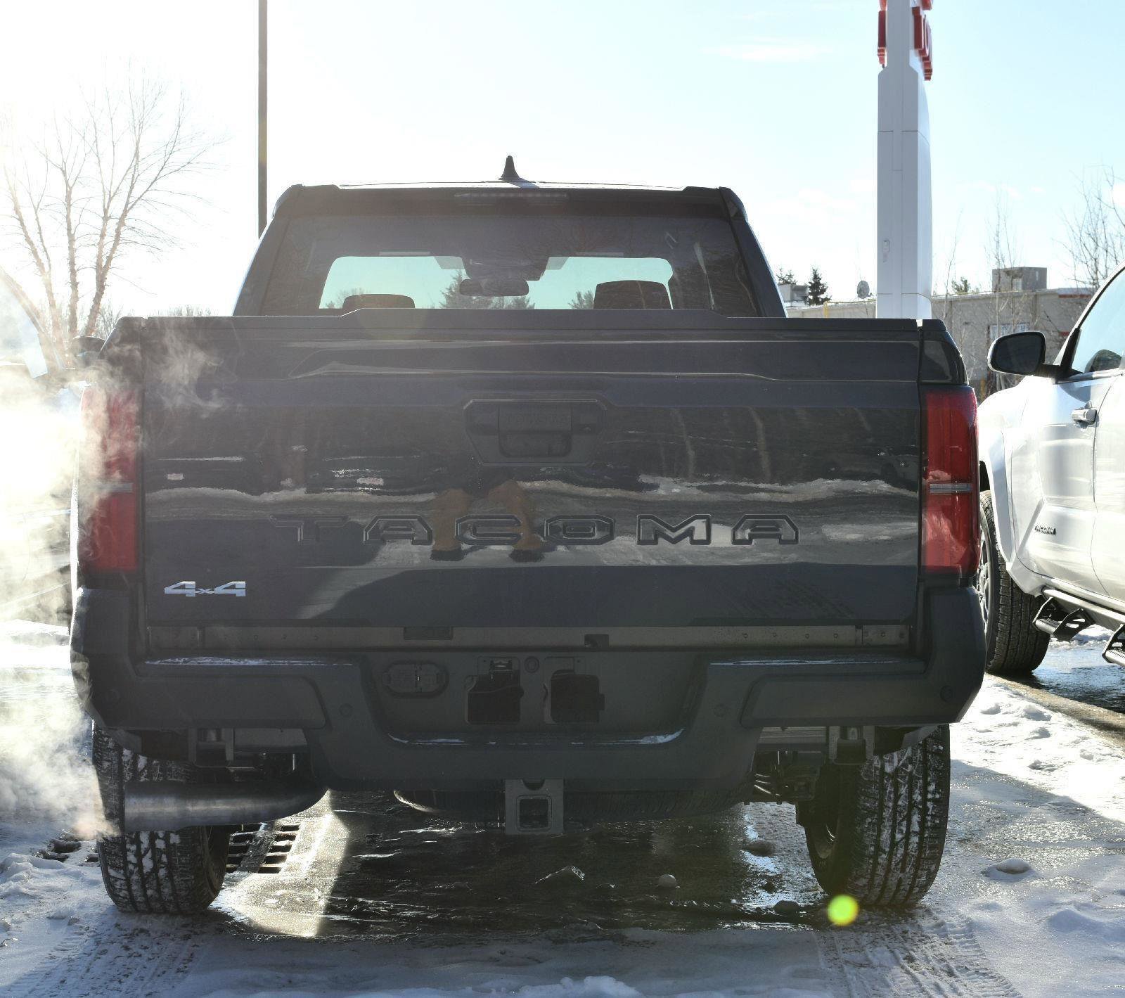 New 2026 Toyota Tacoma SR AWD/4WD image 5