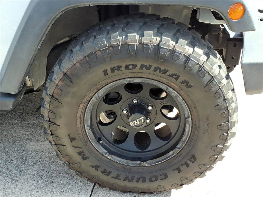 Used 2013 Jeep Wrangler Sport image 13