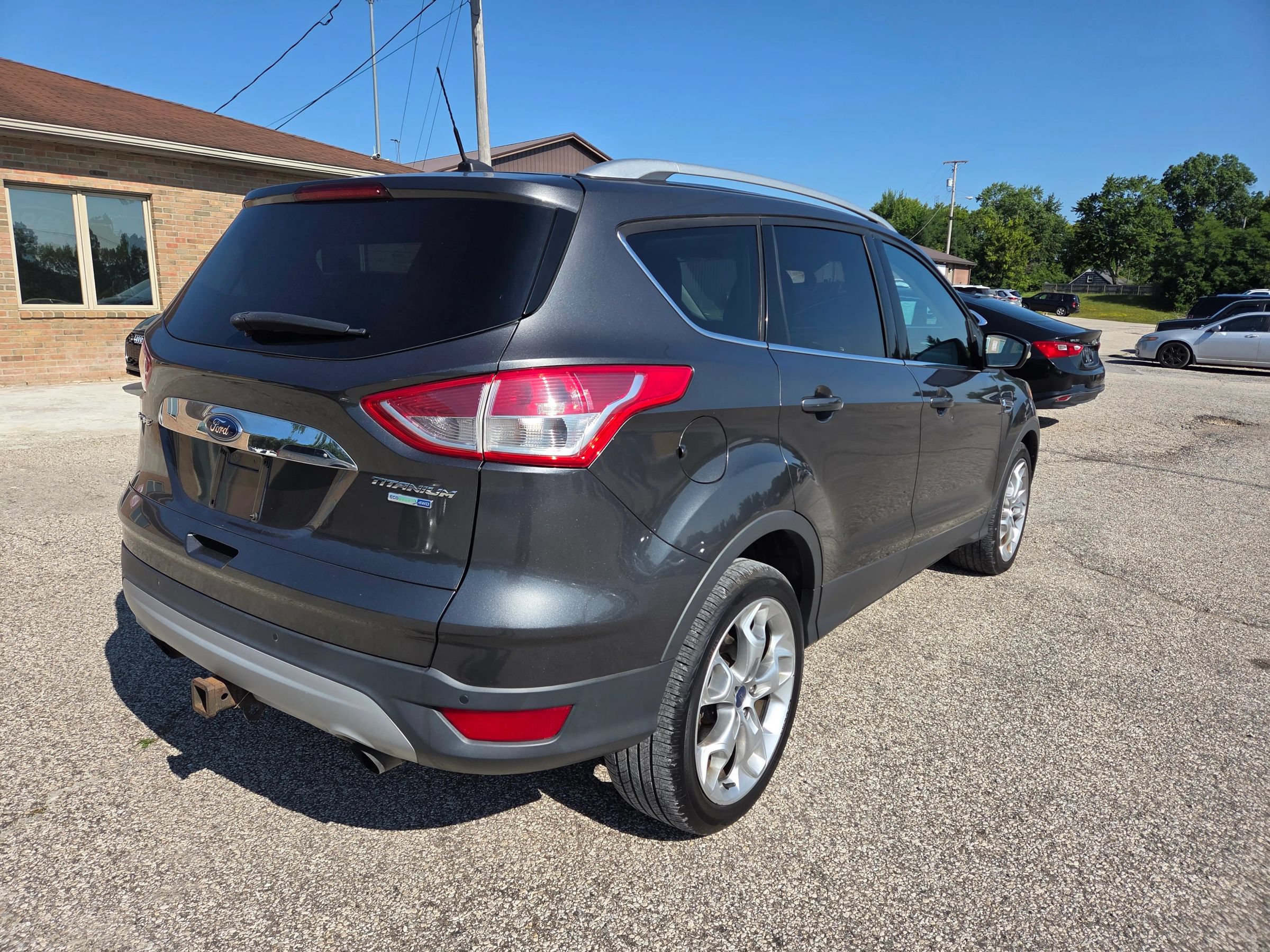 Used 2016 Ford Escape Titanium w/ Equipment Group 301A AWD/4WD image 5