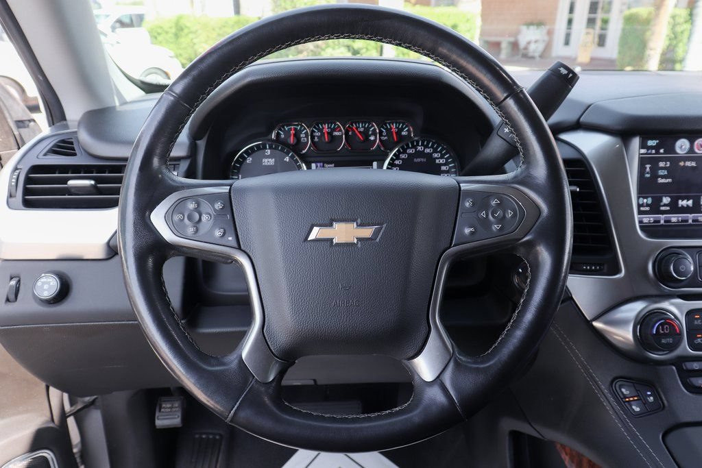 Used 2020 Chevrolet Suburban Premier RWD image 26