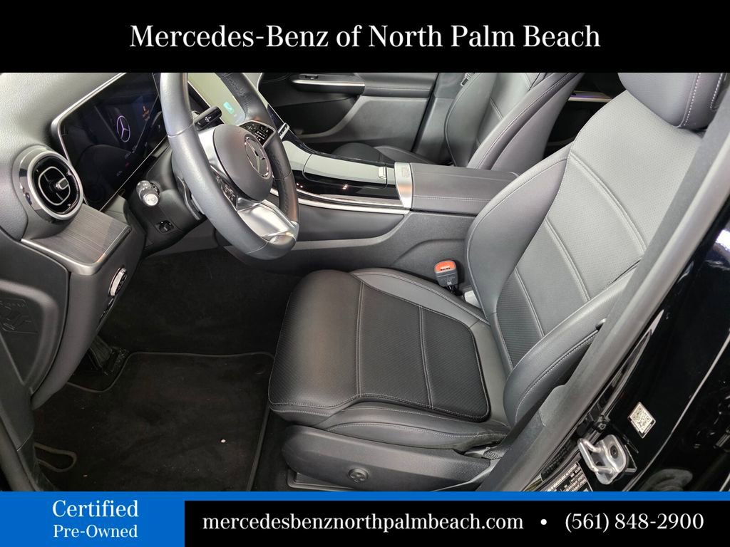 Certified 2025 Mercedes-Benz GLC 300 image 9