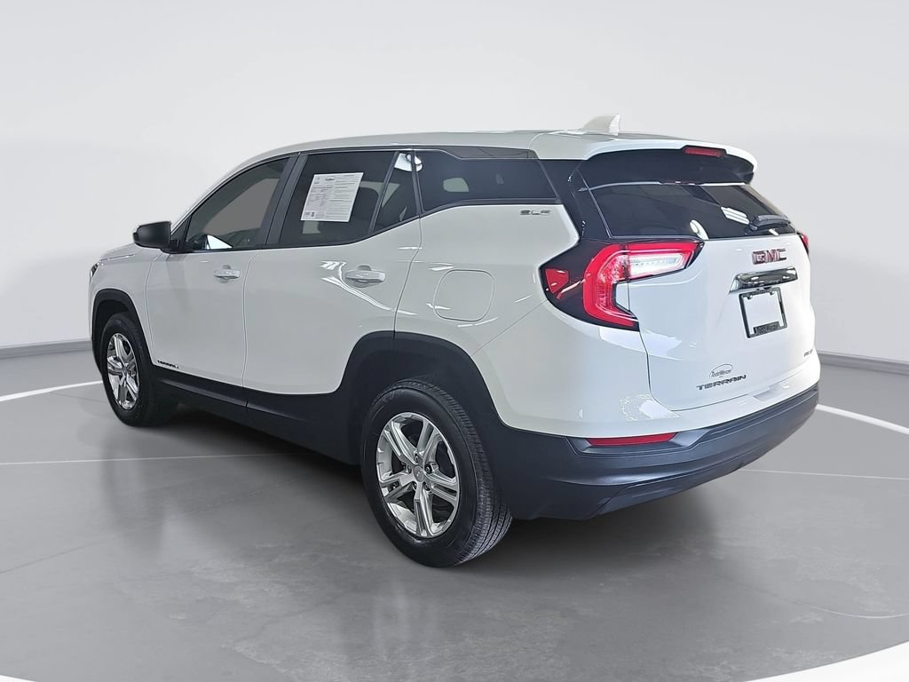 Used 2023 GMC Terrain SLE w/ LPO, Floor Liner Package AWD/4WD image 6