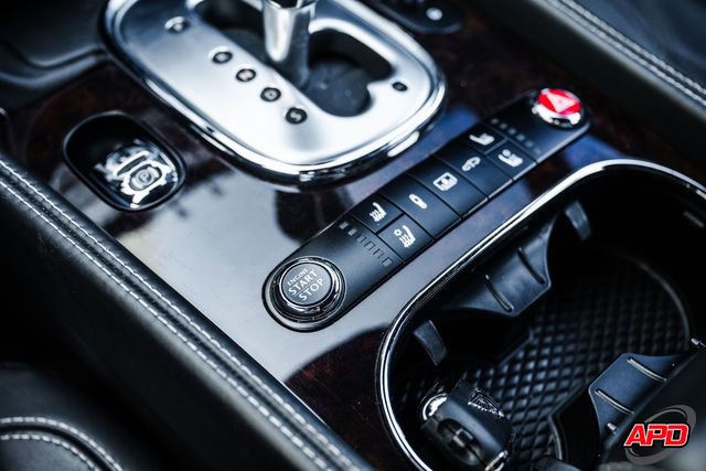 Used 2015 Bentley Flying Spur V8 image 21