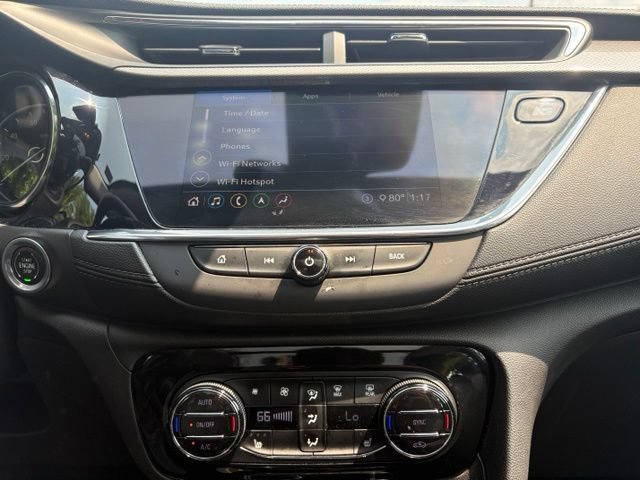 Used 2020 Buick Encore GX Essence w/ Experience Buick Package FWD image 26