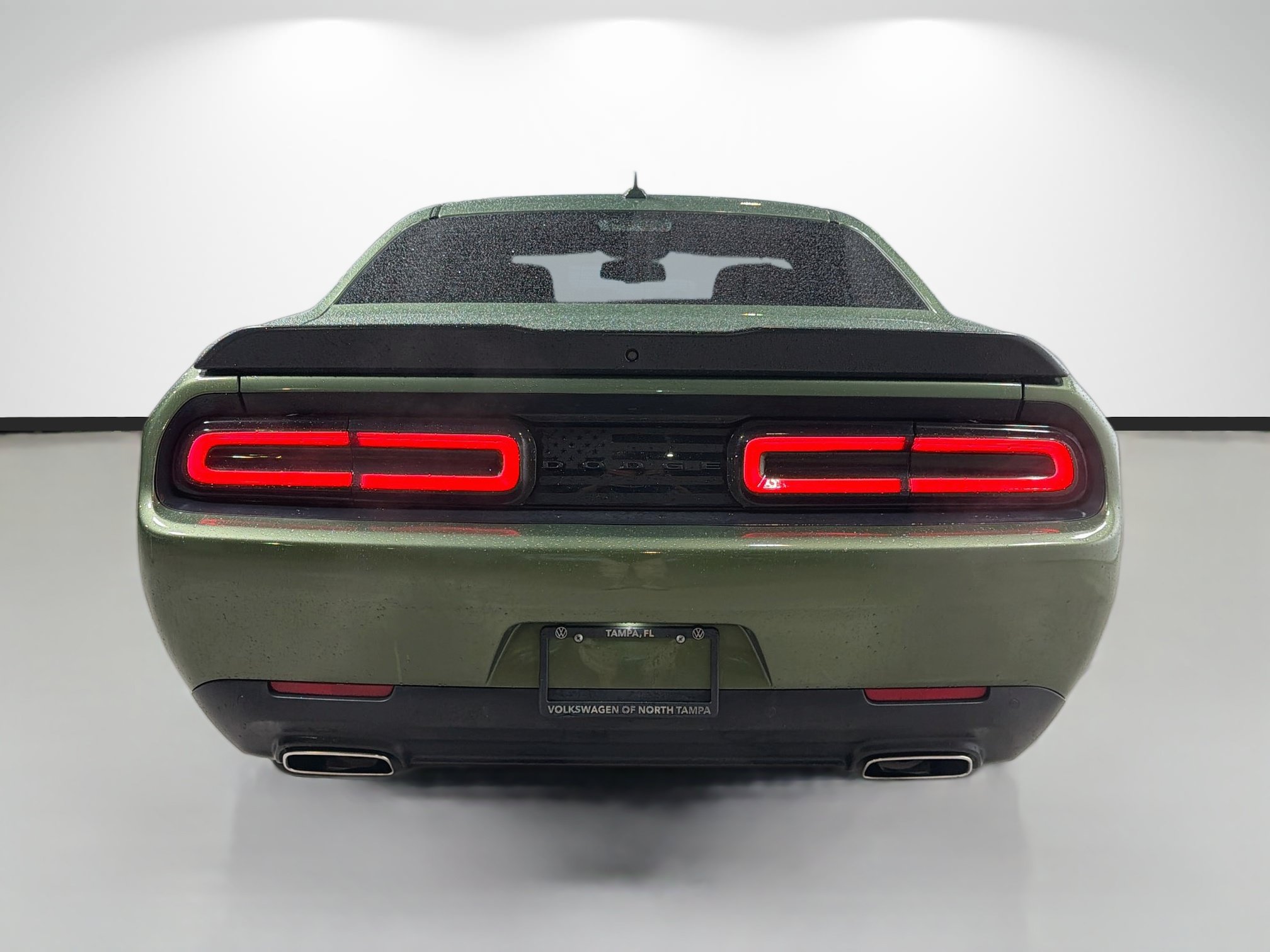 Used 2023 Dodge Challenger SXT w/ Plus Package RWD image 4