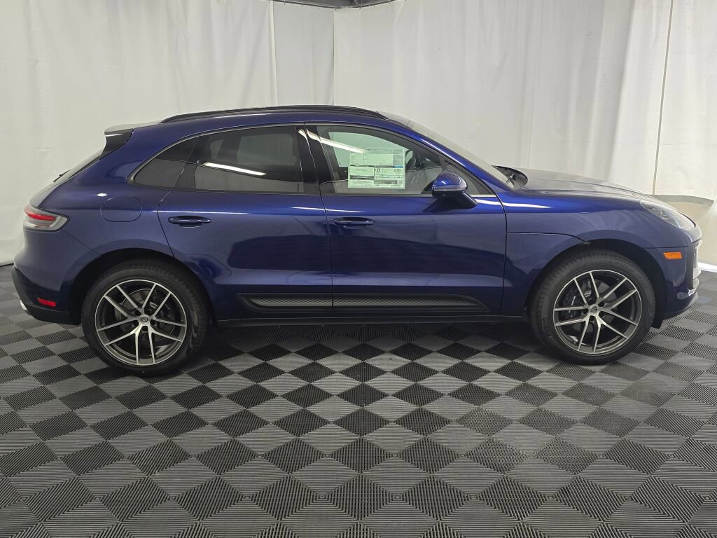 New 2026 Porsche Macan AWD/4WD image 8