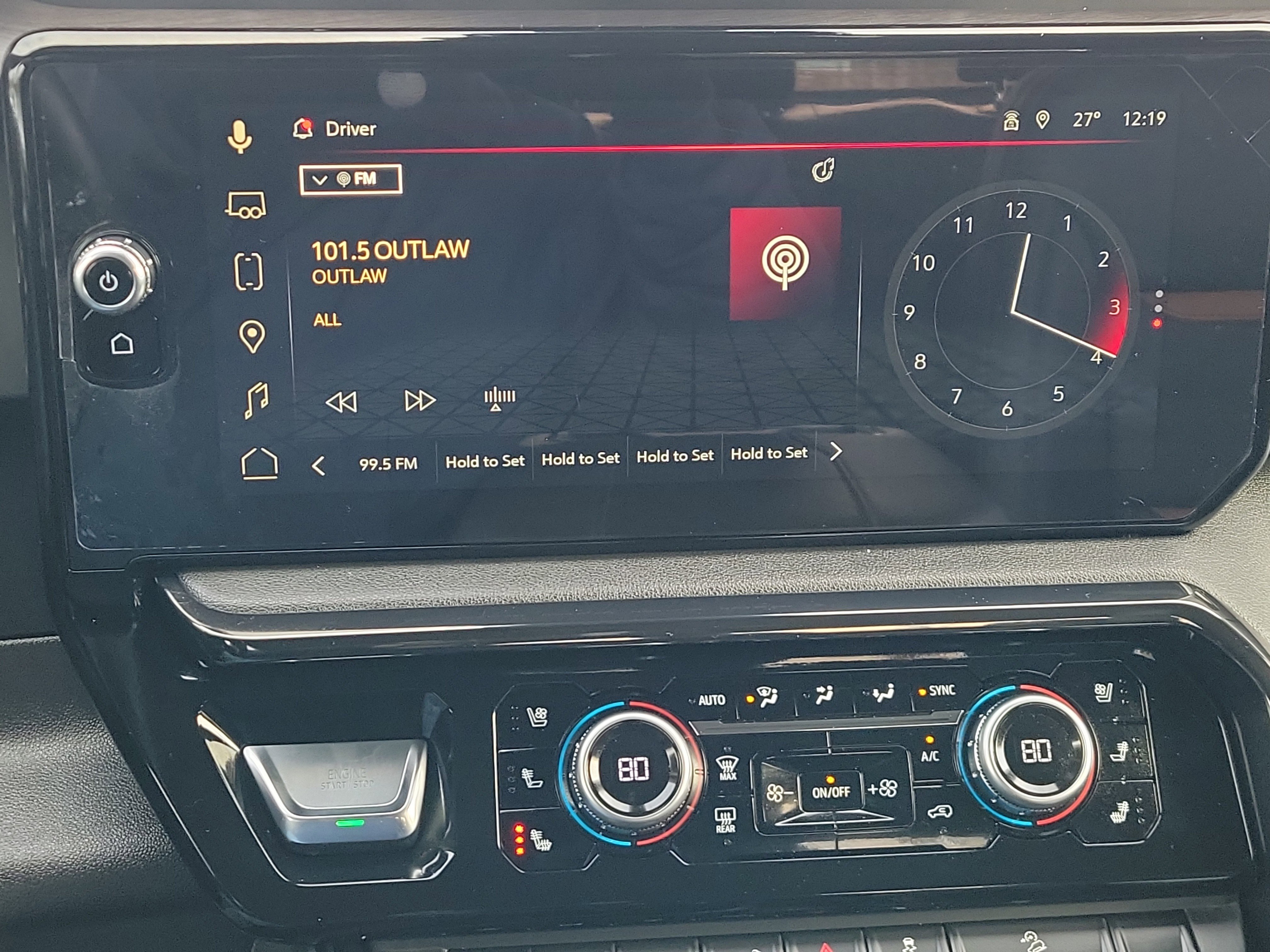 Used 2024 GMC Sierra 1500 AT4 w/ Technology Package image 25