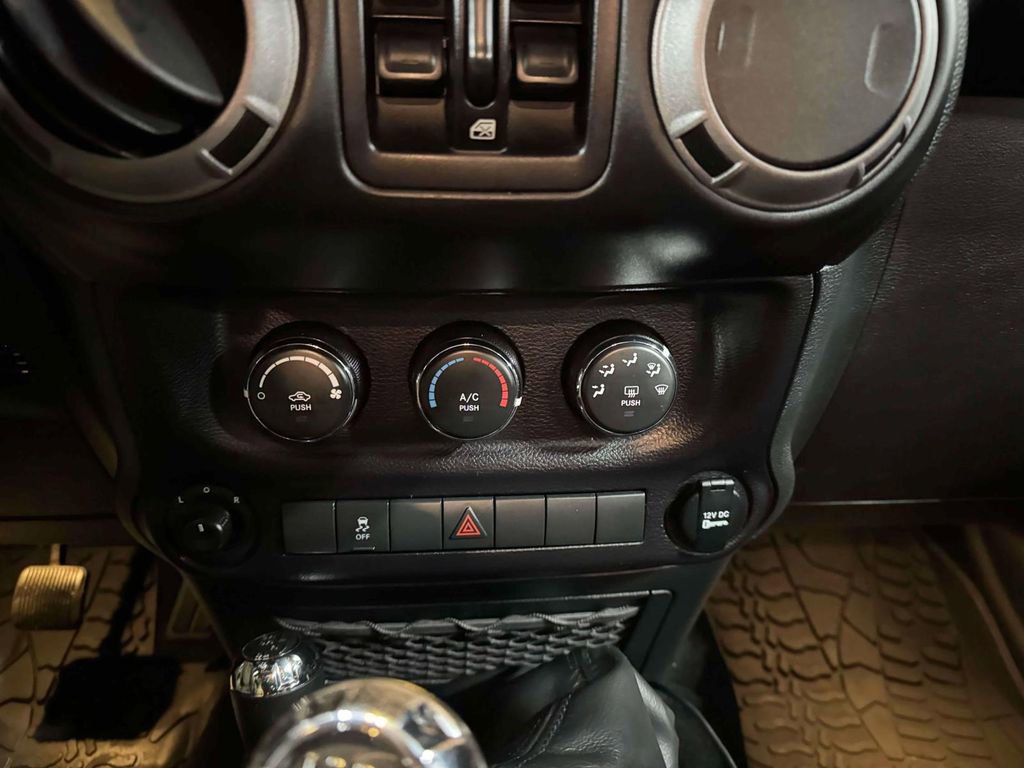 Used 2017 Jeep Wrangler Unlimited Sport w/ Quick Order Package 23S image 25