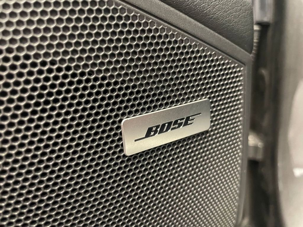 Used 2025 Porsche Cayenne image 18