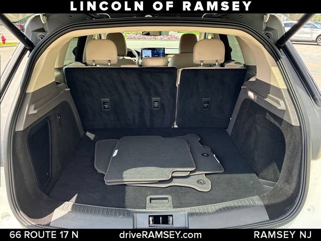 Certified 2023 Lincoln Corsair AWD image 6