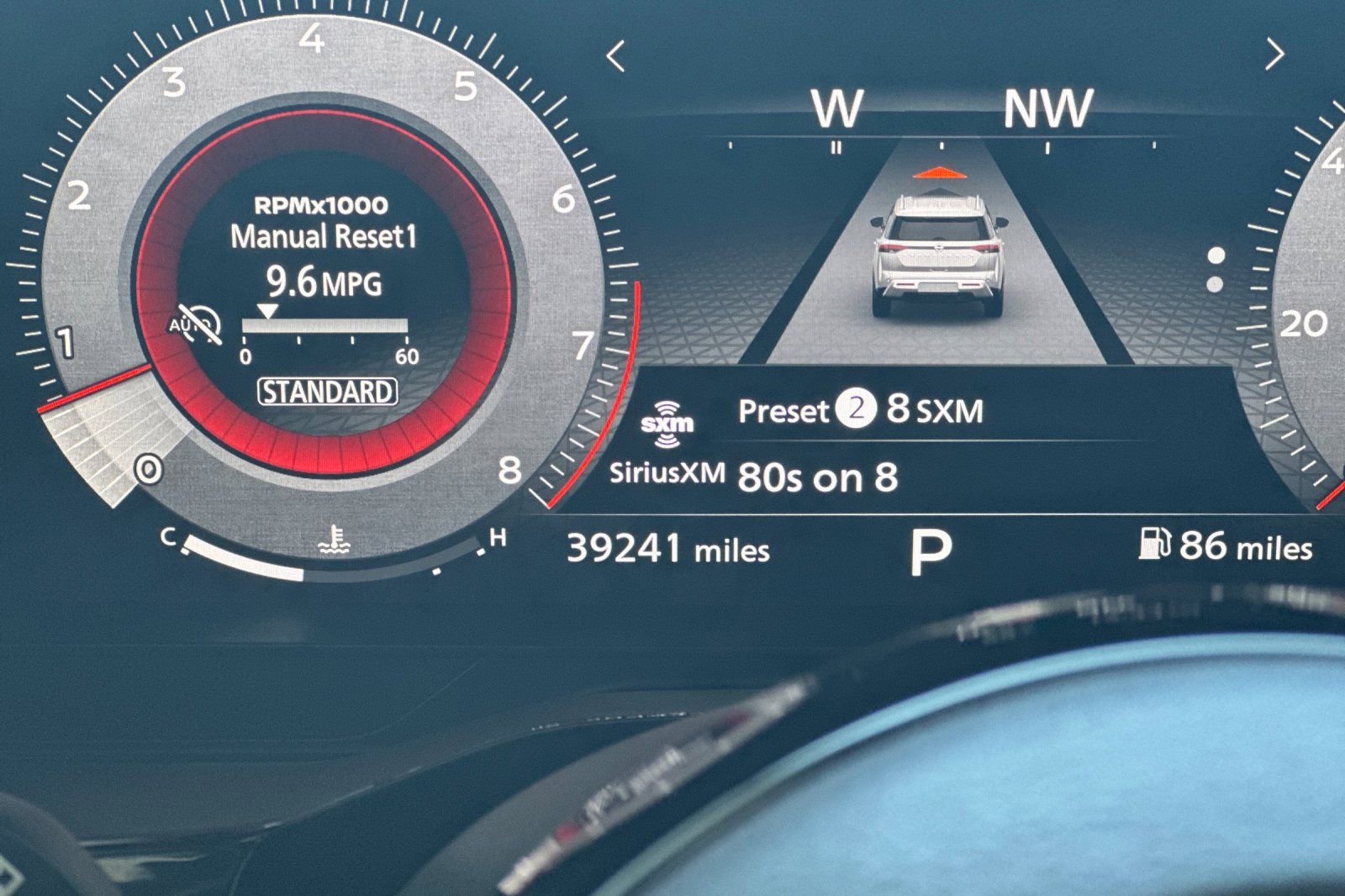 Used 2023 Nissan Pathfinder Platinum FWD image 31