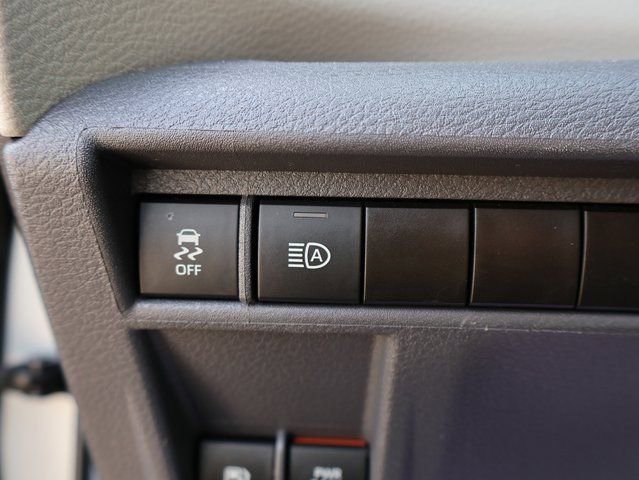 Used 2024 Toyota Sienna LE image 34