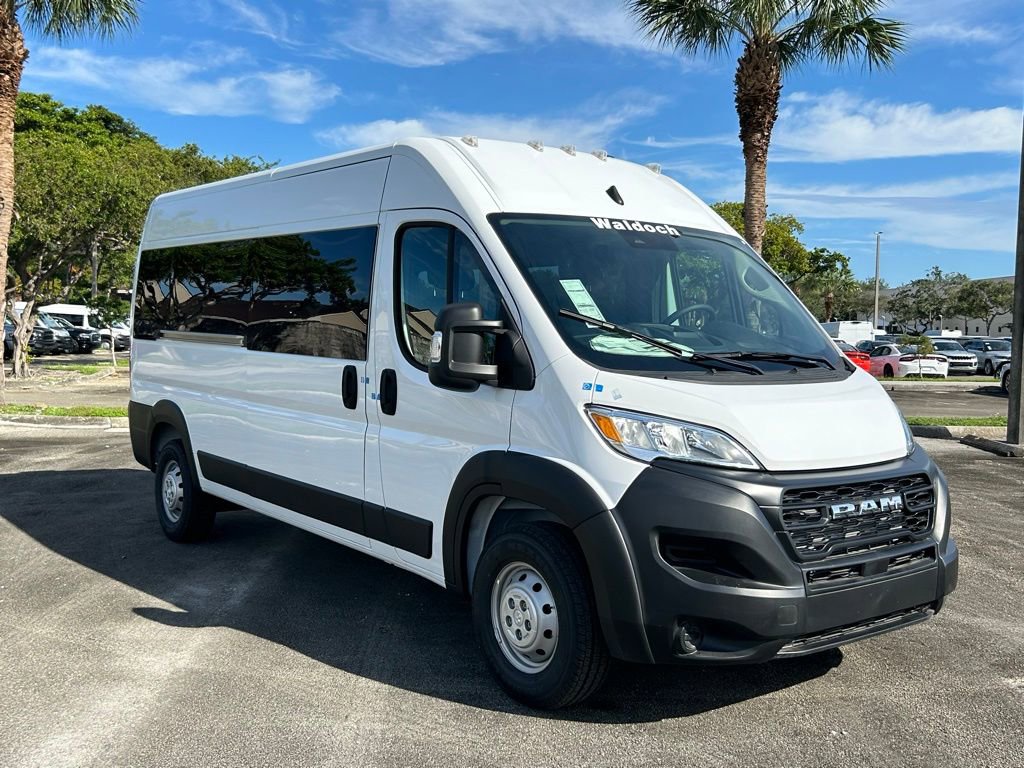 Used 2023 RAM ProMaster 2500 image 2