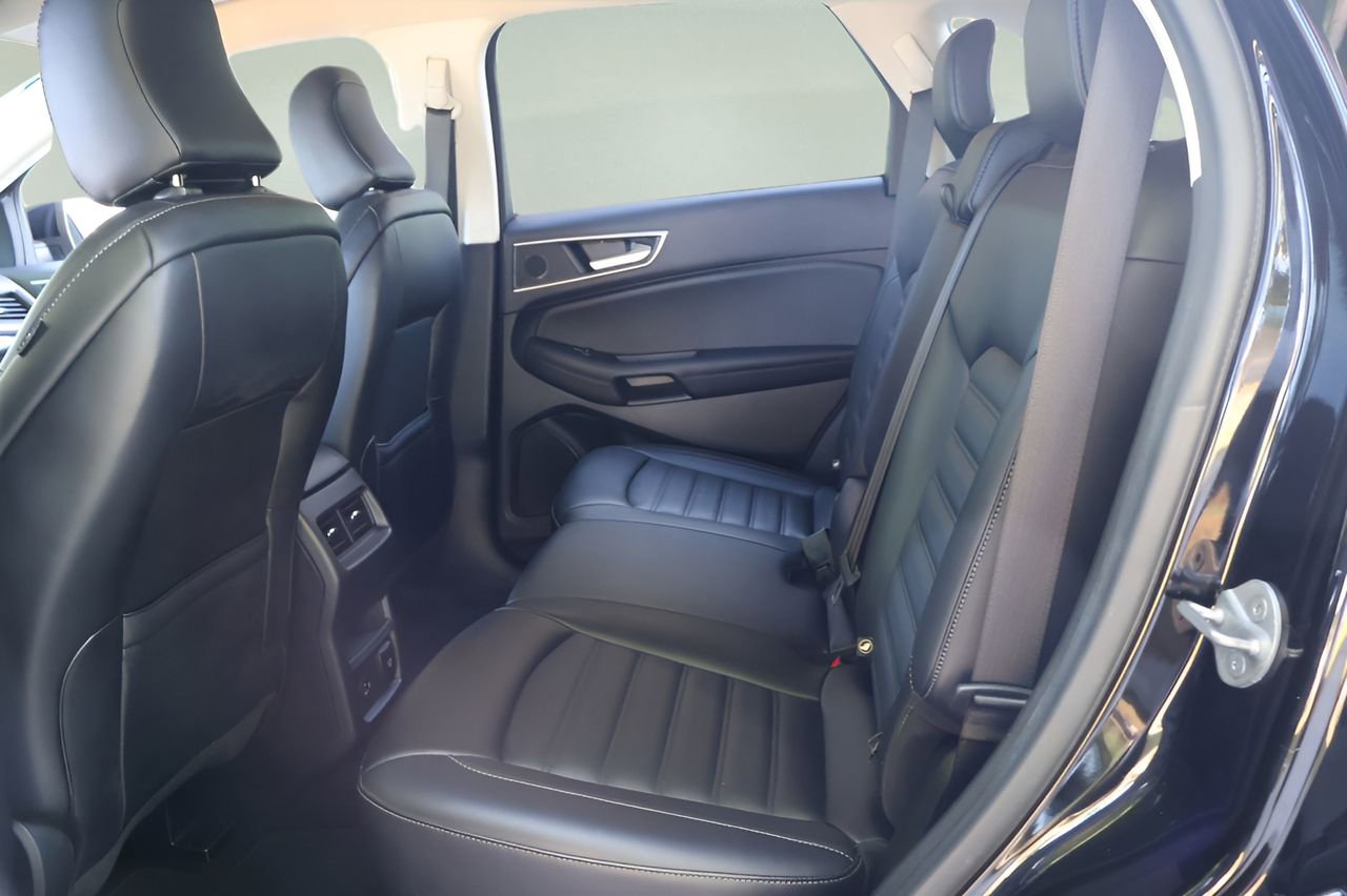 Used 2022 Ford Edge SEL w/ Convenience Package AWD/4WD image 12