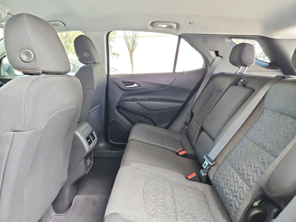 Used 2024 Chevrolet Equinox LT FWD image 26