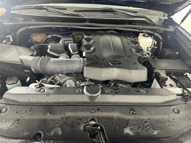 Used 2023 Toyota 4Runner Limited AWD/4WD image 11