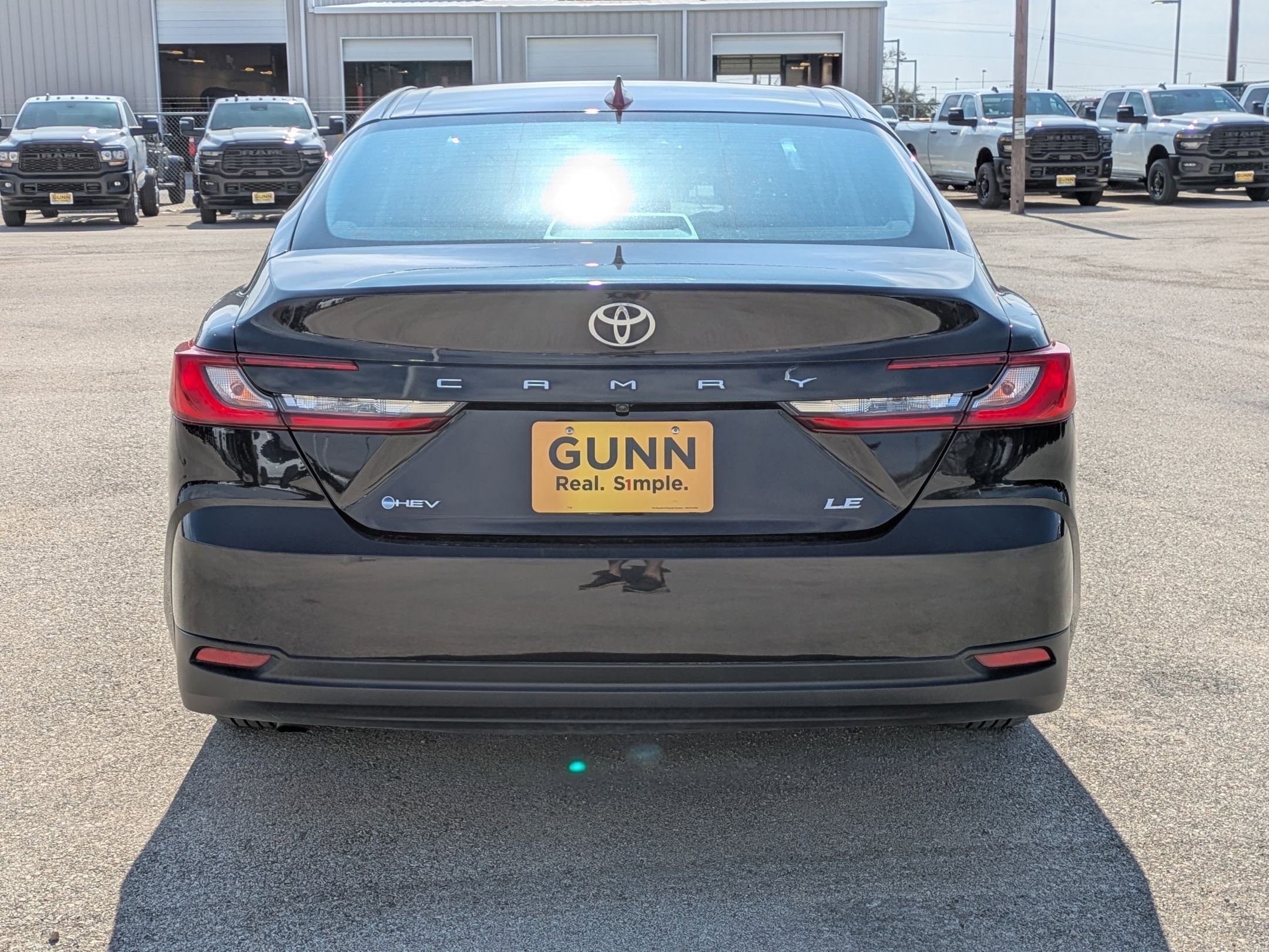 Used 2025 Toyota Camry LE image 4