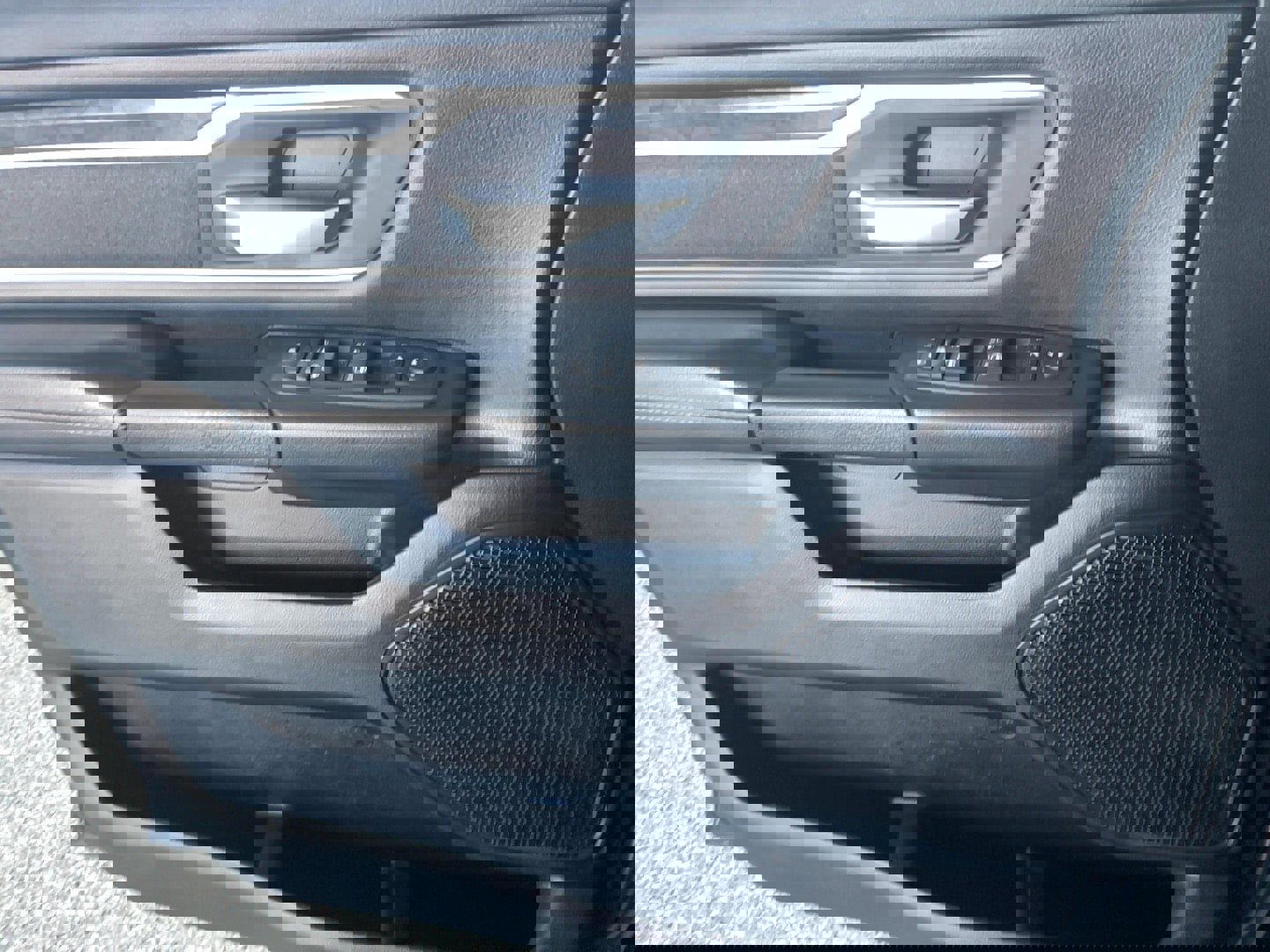 Used 2020 RAM 1500 Big Horn image 13