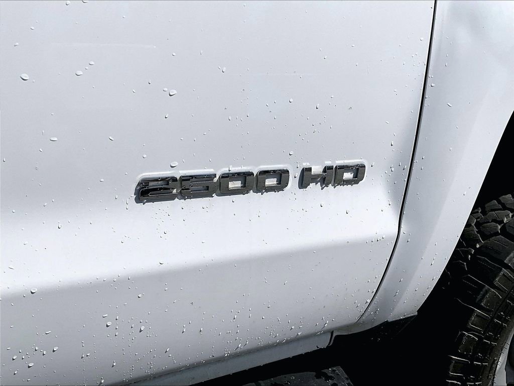 Used 2018 Chevrolet Silverado 2500 W/T w/ WT Convenience Package image 8