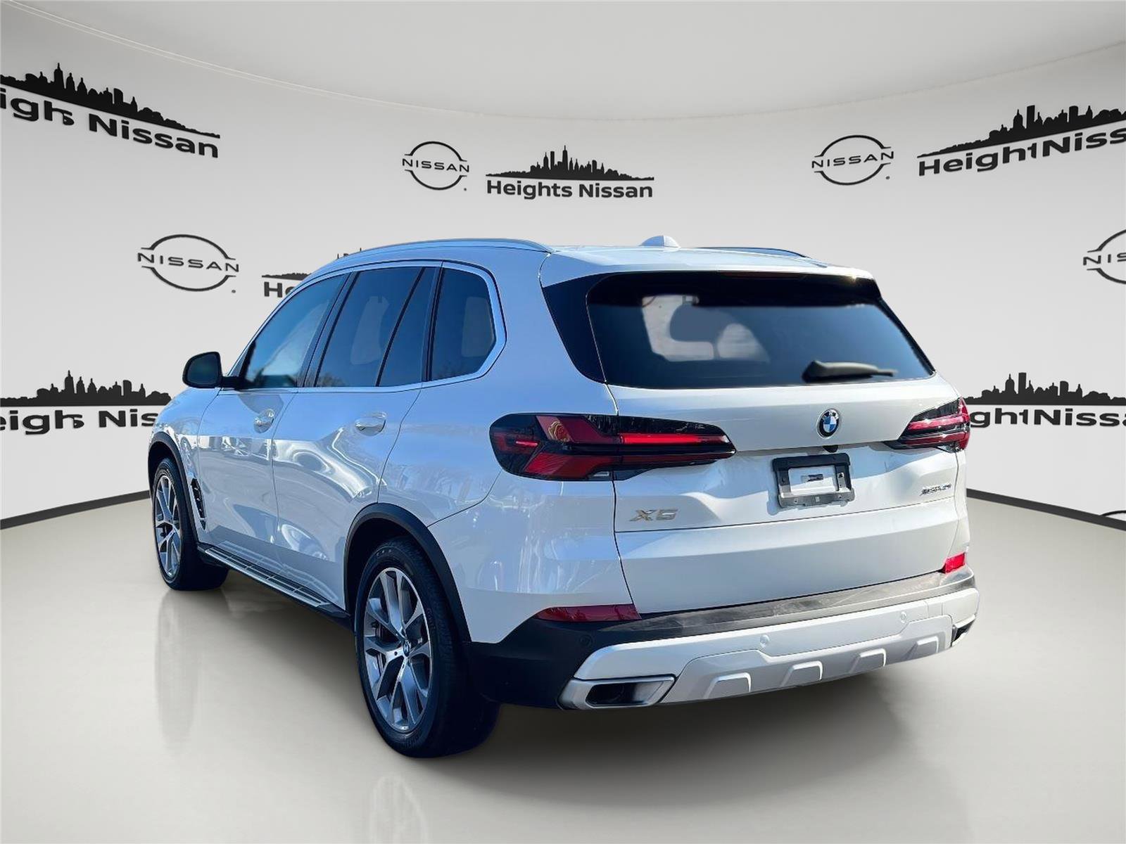 Used 2024 BMW X5 xDrive40i image 6