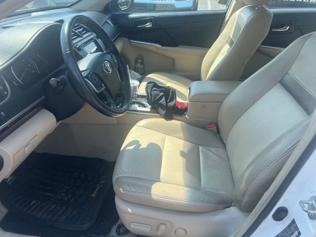 Used 2014 Toyota Camry XLE image 13
