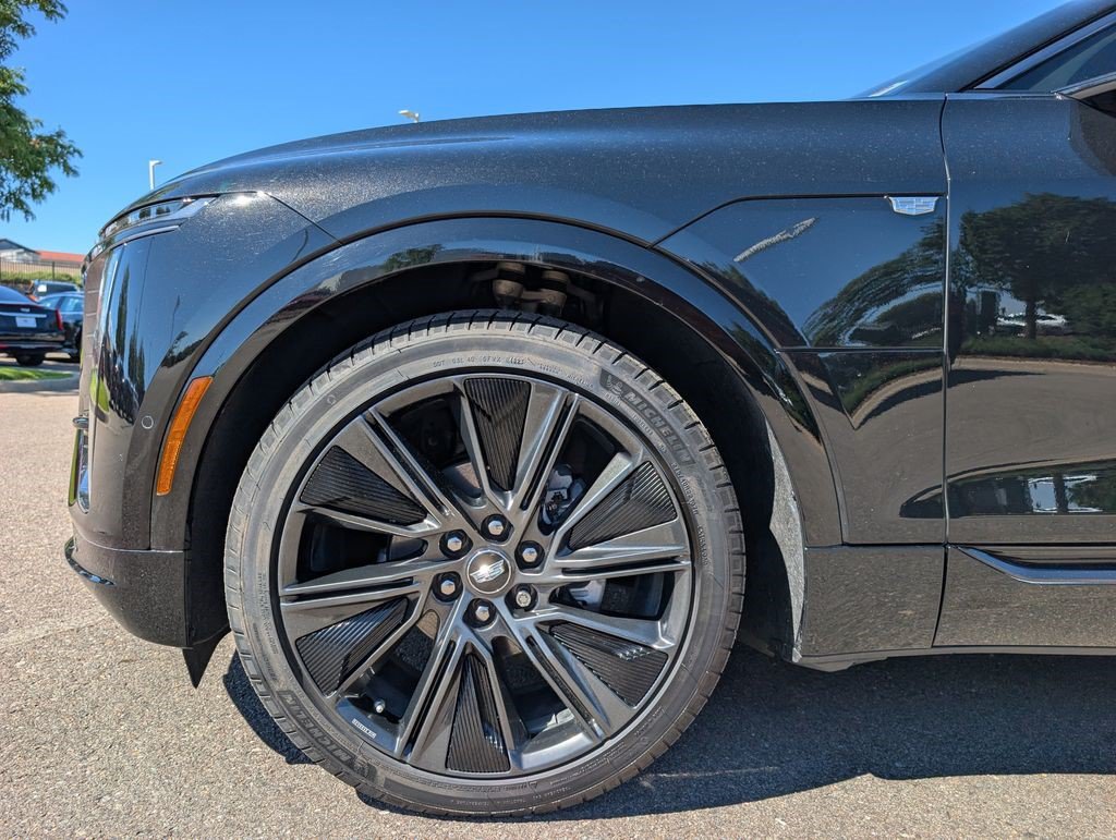 Certified 2024 Cadillac Lyriq Sport AWD/4WD image 6