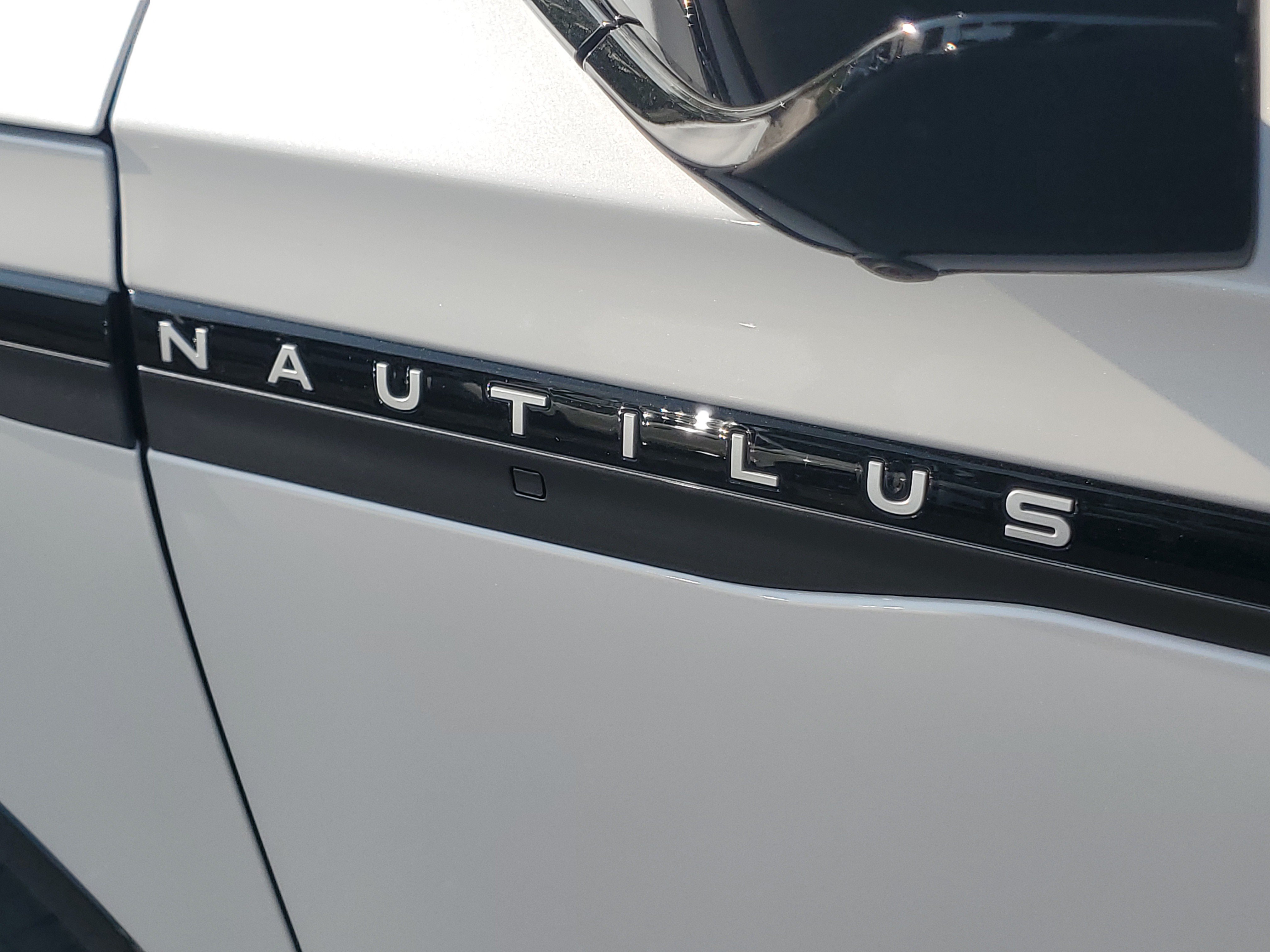 New 2026 Lincoln Nautilus Reserve AWD/4WD image 7