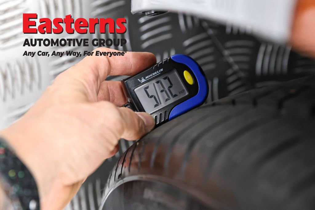 Used 2020 Chrysler 300 S image 28