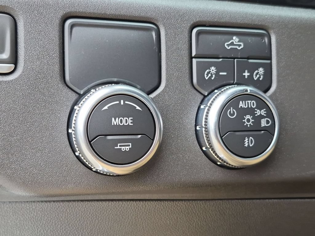 Used 2023 GMC Sierra 1500 Elevation RWD image 10